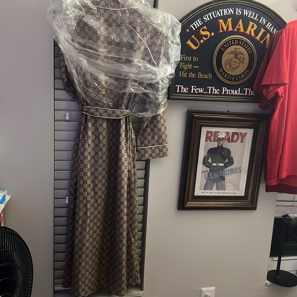 Gucci Robe Size XL - Picture 5 of 5
